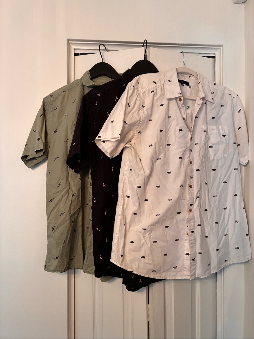 Lot of 3 men’s medium 100% cotton shirts